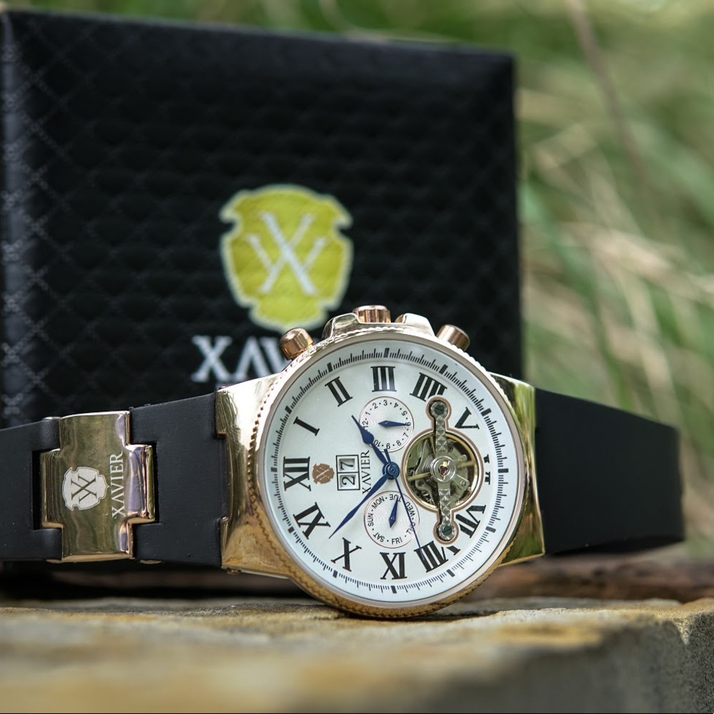 🔥NIB Xavier Maximus - Skeleton Calendar Watch🔥